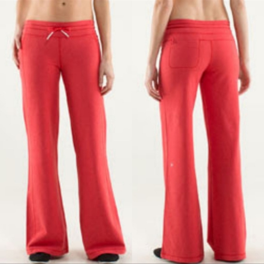 ISO lululemon atheltica voyager sweat pant flare full length red, yellow, grey